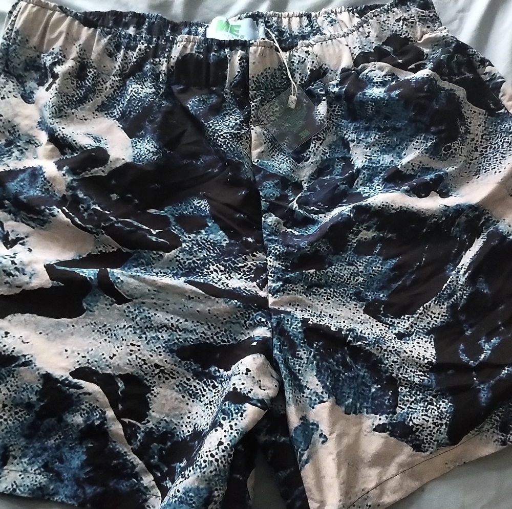 Melody Ehsani Wavy One Shorts